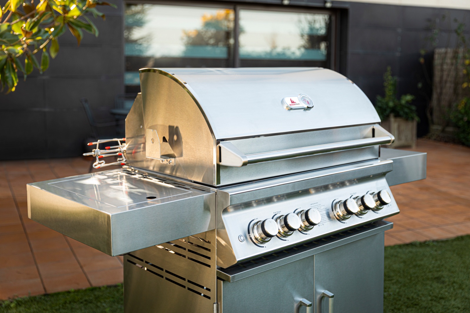 Barbacoa de gas Tahuna 4 con carro